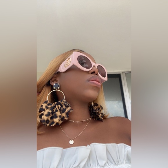 Runway- NEW🔥GUCCI Pink Gg0810s 003 New Square-frame Injection Sunglasses - Picture 16 of 16